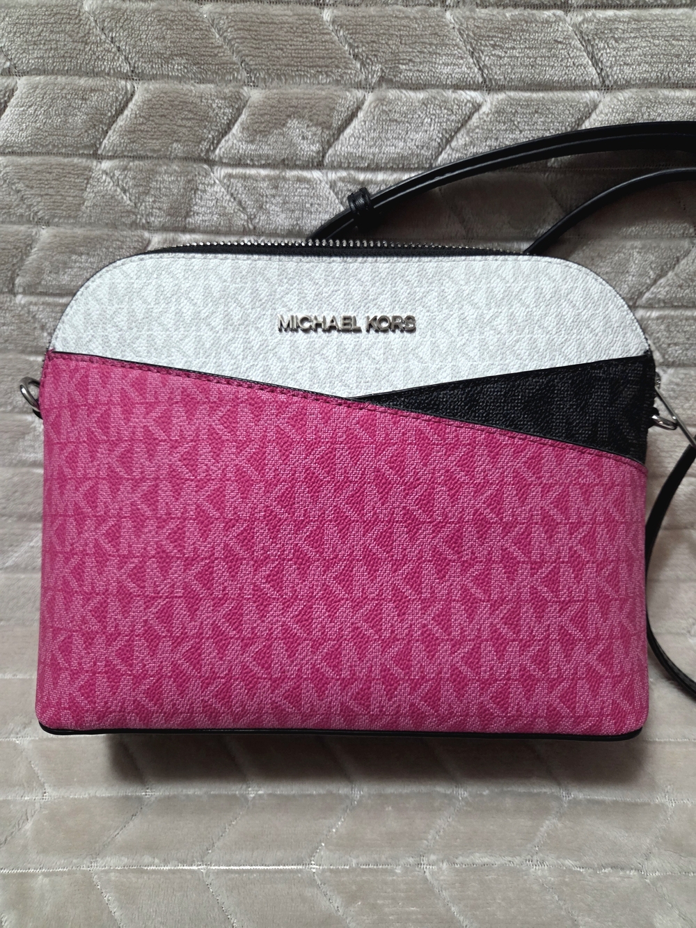 Michael Kors Pink Colorblock Dome Crossbody Bag- New Condition - Picture 2 of 6